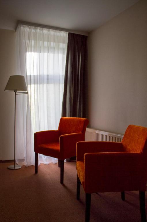 Hotel Mirniy Resort Odessa Quarto foto
